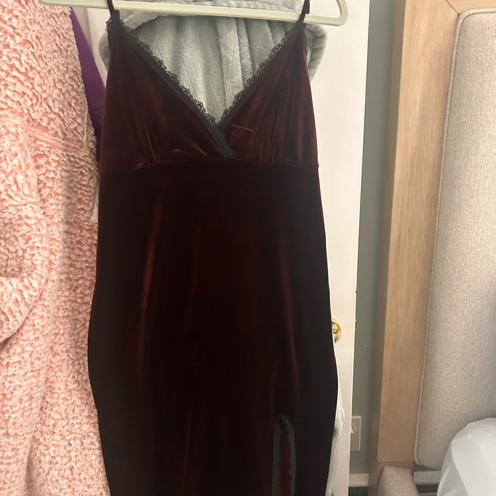 Forever 21 Velvet Lace-Trim Slip Dress - Burgundy